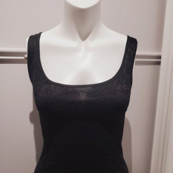 Material Girl Strappy Cross-over Back Lace Floral Black Dress- Small - Picture 6 of 10
